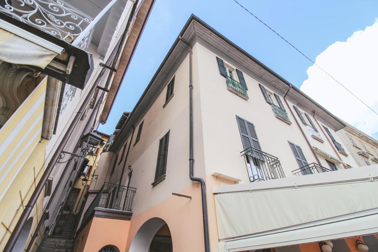 Appartamento Ai Portici Sampietro 트레메쪼 외부 사진
